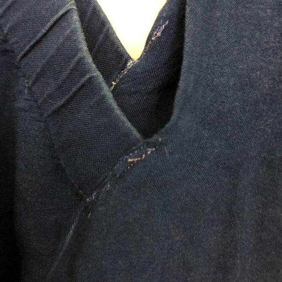 Top - Picture 2 of 5